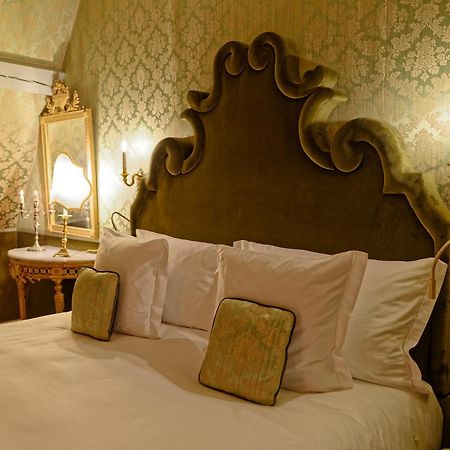 Relais & Chateau Louise De La Valliere Reugny Екстериор снимка